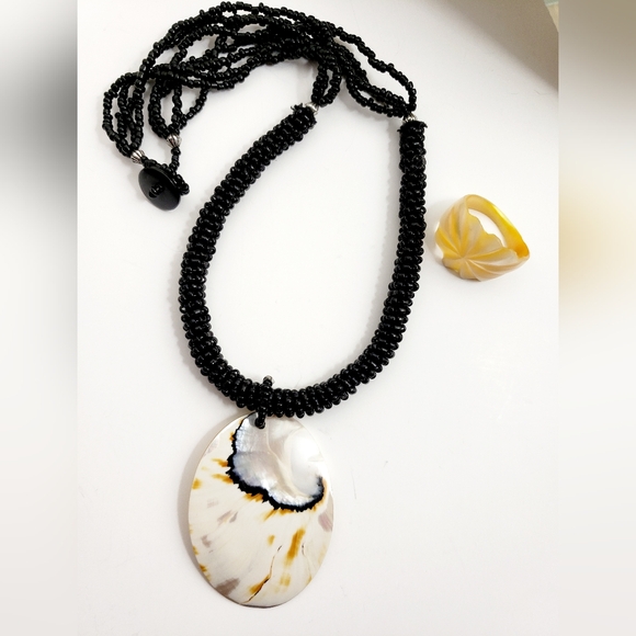 Abalone Necklace and Ring - Set - Picture 2 of 11